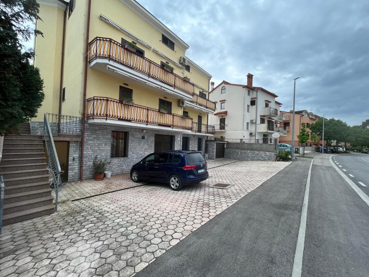 Holiday Apartments Sonne Rovinj Exterior photo
