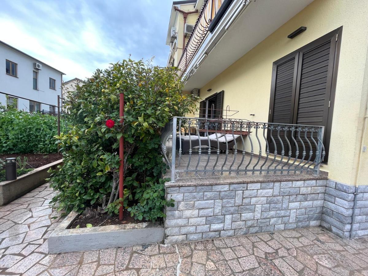 Holiday Apartments Sonne Rovinj Exterior photo