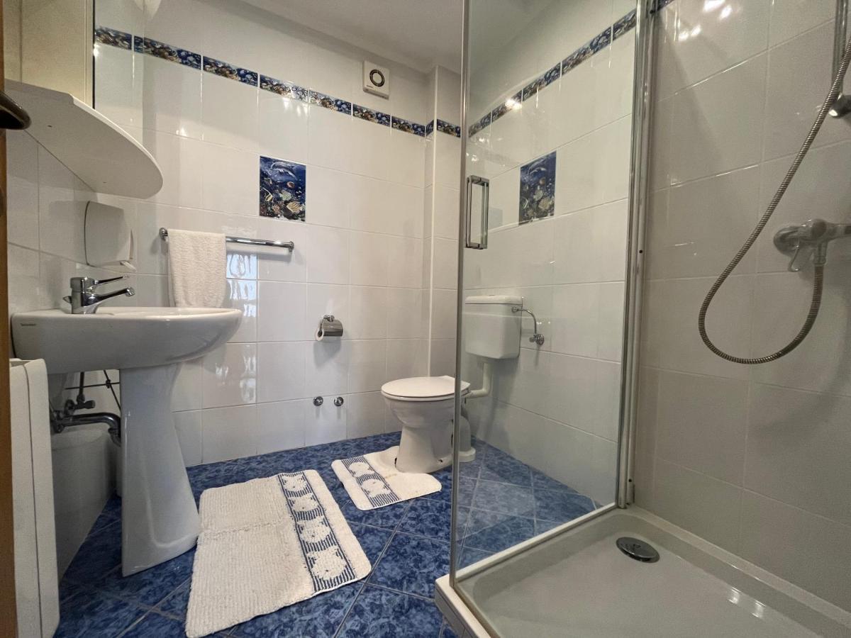 Holiday Apartments Sonne Rovinj Exterior photo